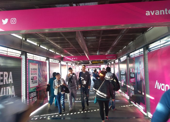 No a la invasión de publicidad en TransMilenio