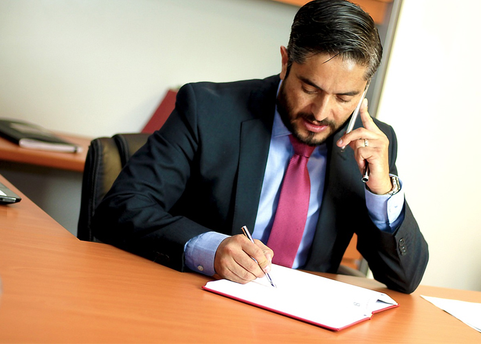 La acción de tutela contra actuaciones administrativas que constituyen vías de hecho