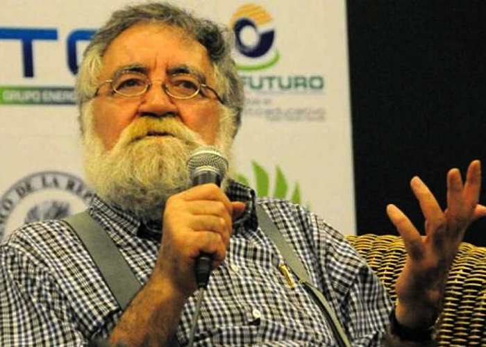 Víctor Paz habla de lo divino y humano