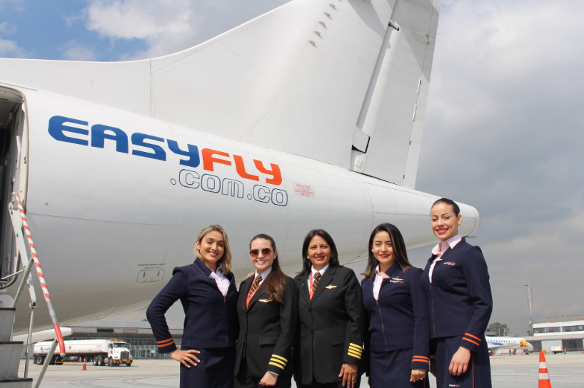 La respuesta de Easyfly a Avianca: Vuelos con tripulación femenina y lleno total