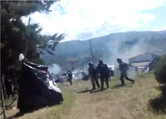 [VIDEO] Denuncian irrupción del ESMAD en campamento campesino protestante en el Cauca