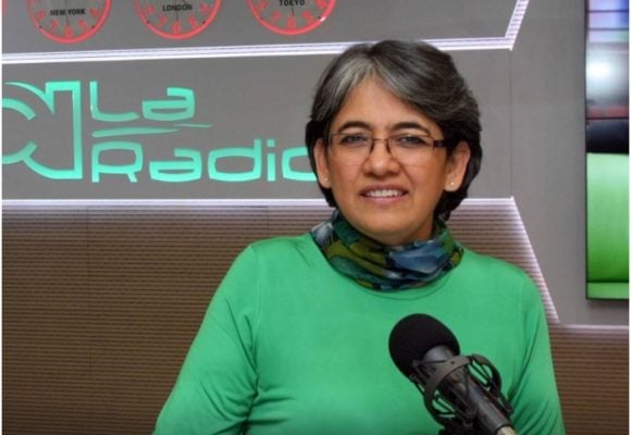 Yolanda Ruiz, la microfonera que le habla de 'tú a tú' al poder