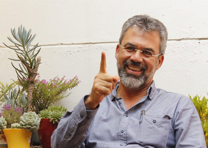 El profe Acebedo, el candidato alternativo que busca llegar a la alcaldía de Manizales