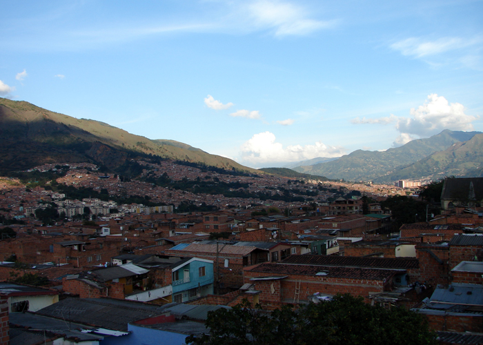 Bello, el todo vale del oportunismo