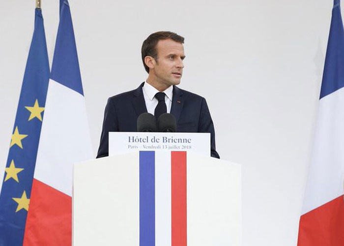Emmanuel Macron, de héroe en Europa a villano en Francia