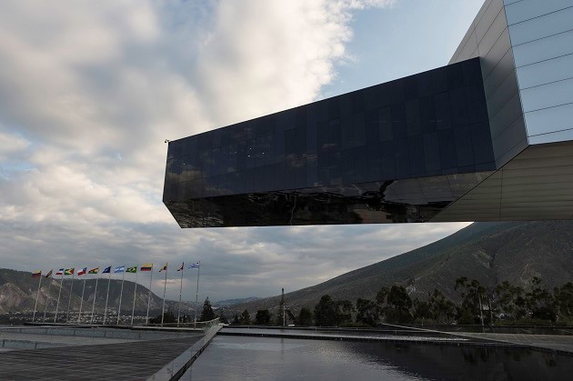 El elefante blanco de Unasur con el que se encartó Lenin Moreno - -- Las2orillas - El elefante blanco de Unasur con el que se encartó Lenin Moreno