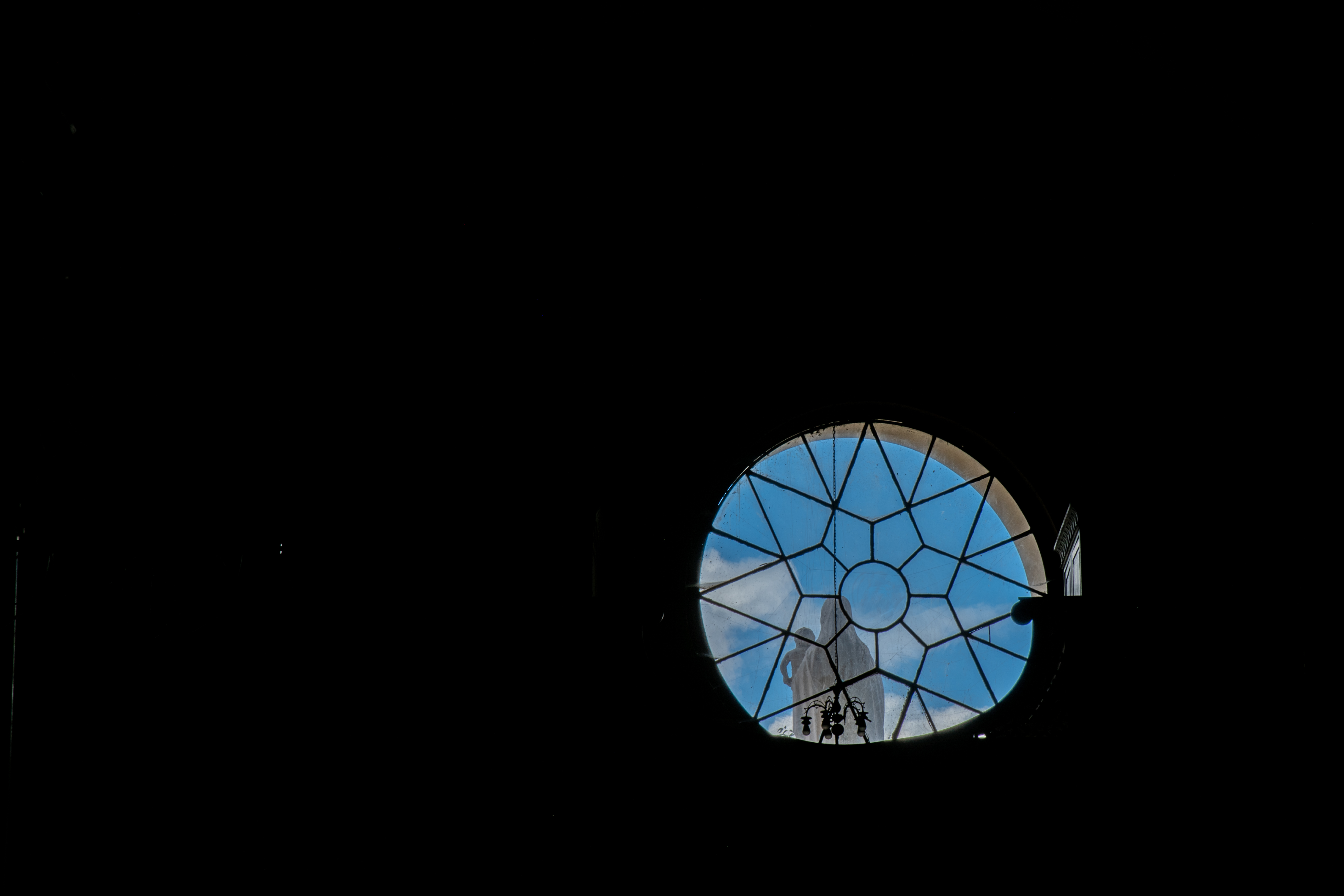 Las "Notre Dame" criollas que no se puede perder - -- Las2orillas Vista desde el interior del templo. Foto: Diego Téllez