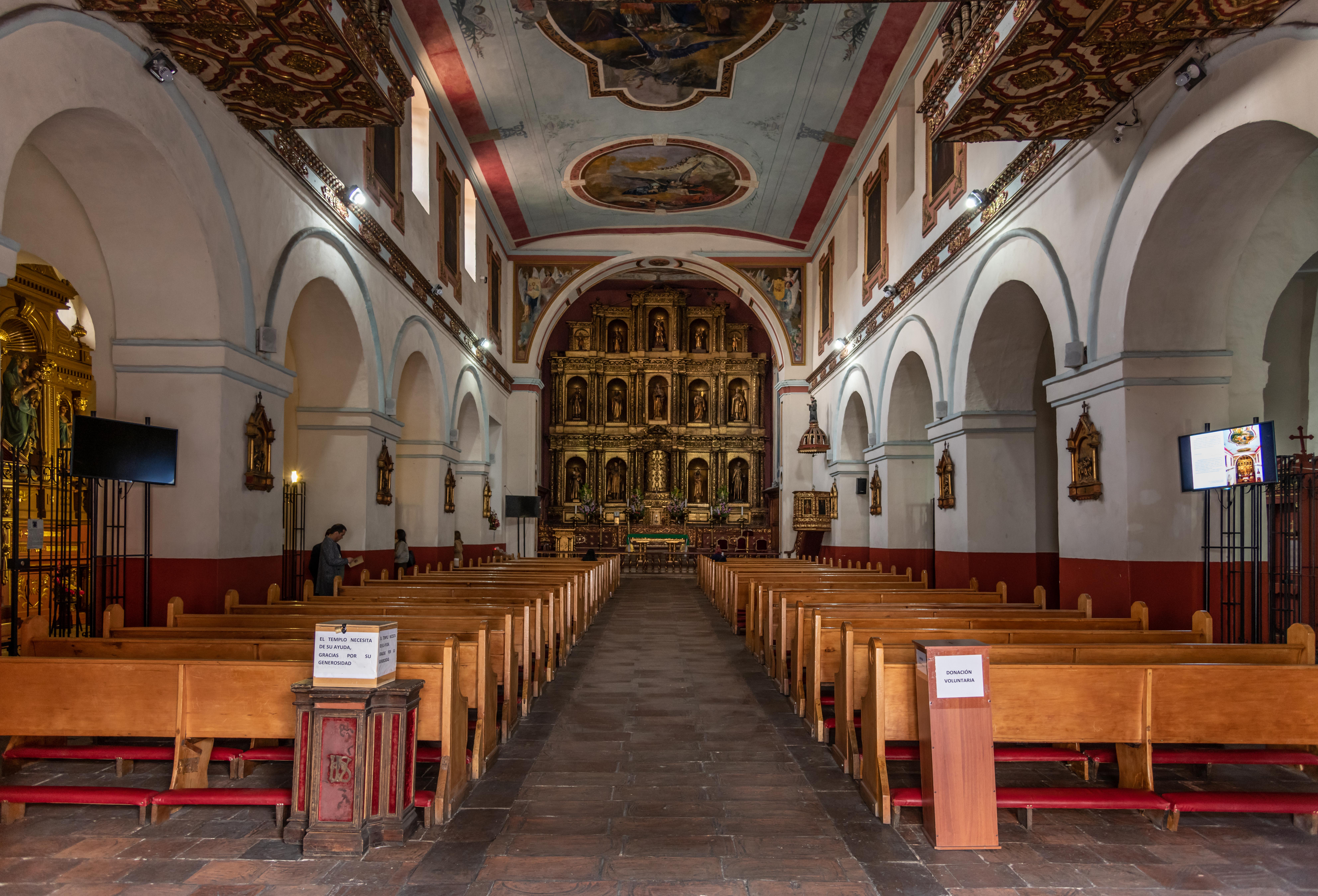 Las "Notre Dame" criollas que no se puede perder - -- Las2orillas Iglesia de Nuestra Señora de la Candelaria. Foto: Diego Téllez