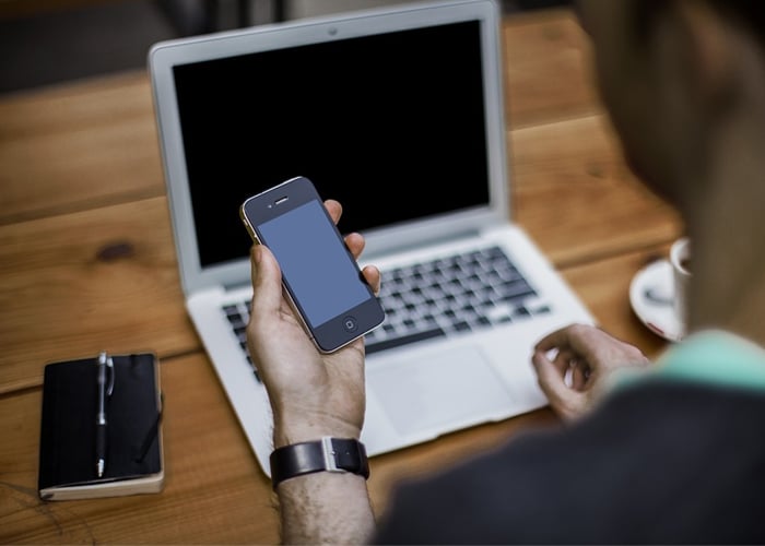 Celulares en las aulas, ¿sí o no?