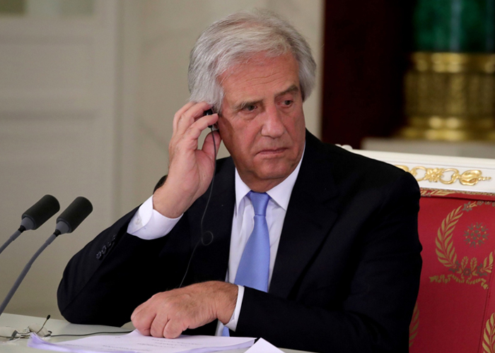 Un solo traidor pudo con seis generales en Uruguay