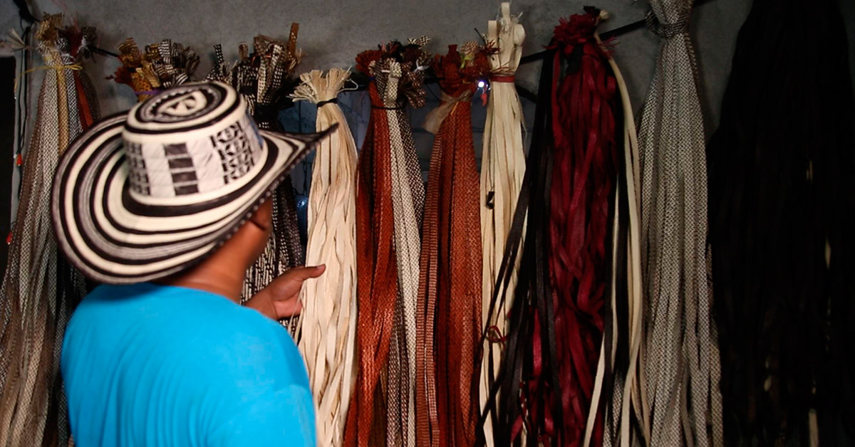 Artesanías: mucho más que un negocio de 'hippies' - -- Las2orillas - Artesanías: mucho más que un negocio de 'hippies'