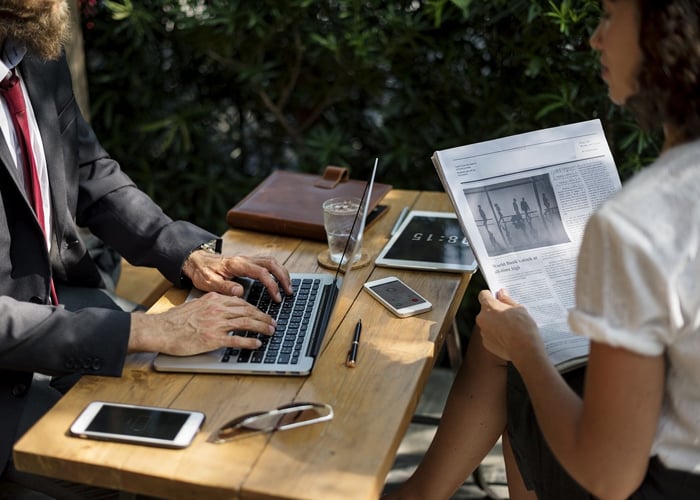 El cartel de los titulares