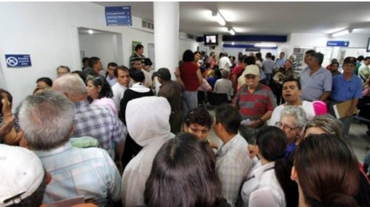 Justos por pecadores