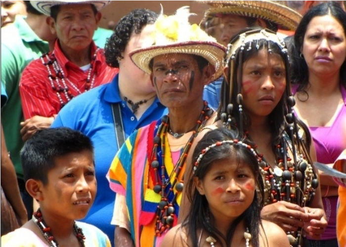 Glifosato mata a dos niños indígenas en Santander
