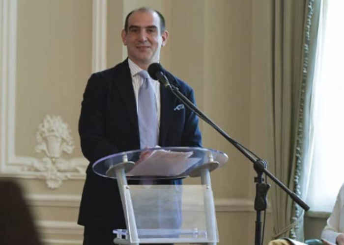 Eastman sigue amañado en el Palacio  de Nariño