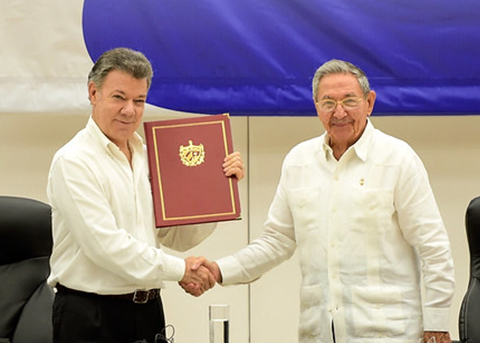 ¡Ese maldito papel!