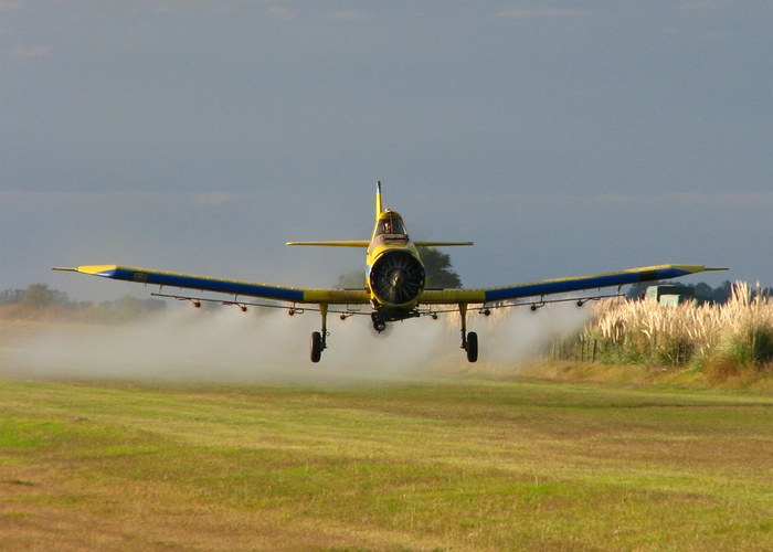 Una irracionalidad ambiental, política y social, eso es el uso del glifosato