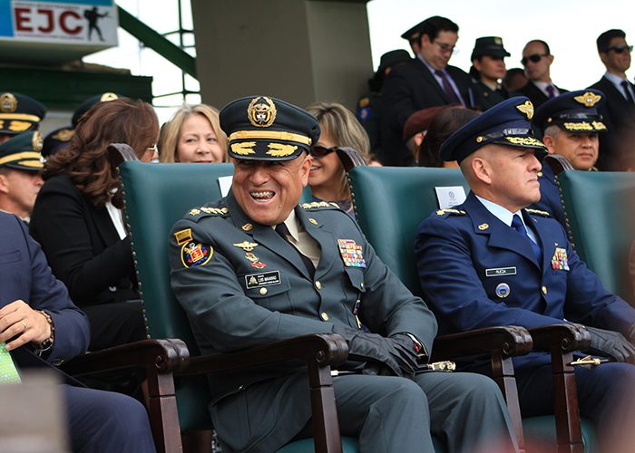  - La costosa celebración del ascenso de los tres generales con vuelo de Kfir