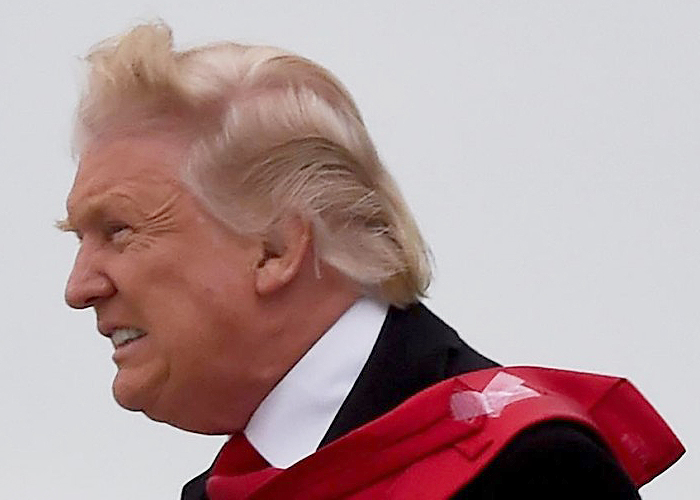 La ensoñadora América gringa con look antipático