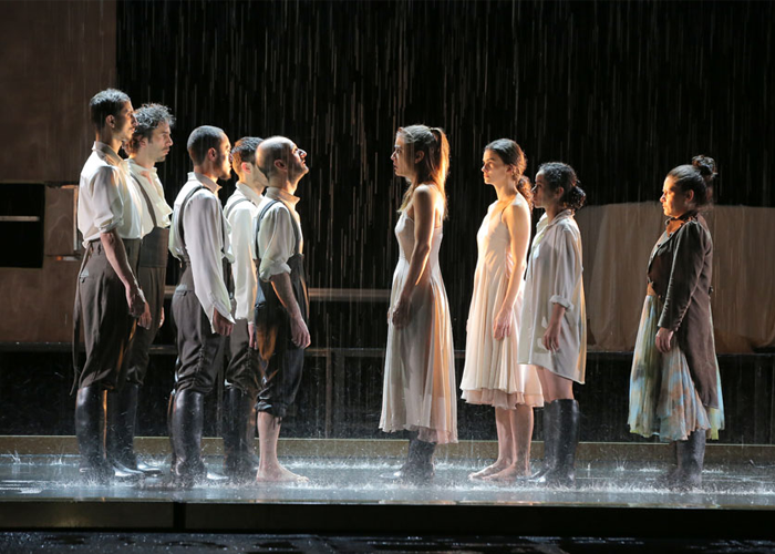 'Woyzeck', el montaje teatral que deslumbra en el Colón