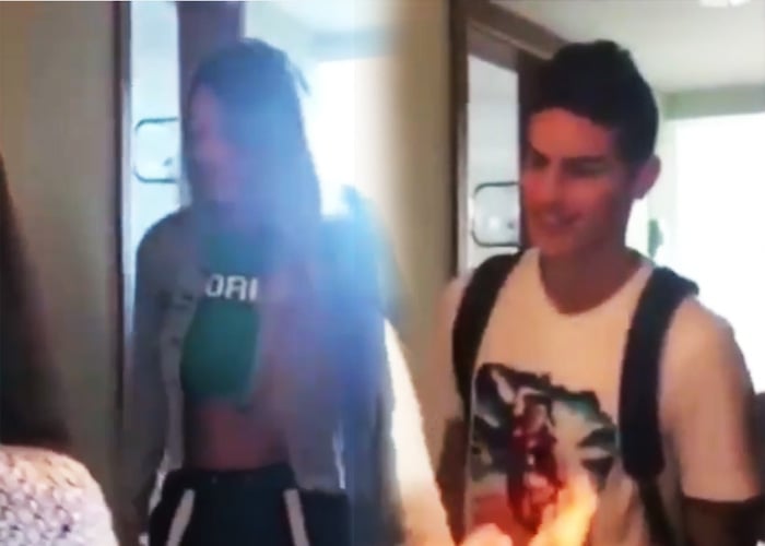 [Video] Pillaron a James Rodríguez y Shannon saliendo de cuarto de hotel
