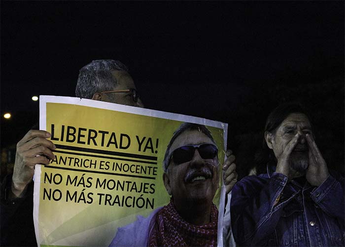 La vieja relación del chileno Daniel con Santrich, que le aseguró su escapada