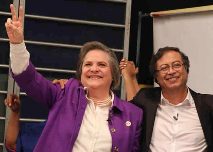 Clara López desiste de la alcaldía y encabezaría lista al Concejo