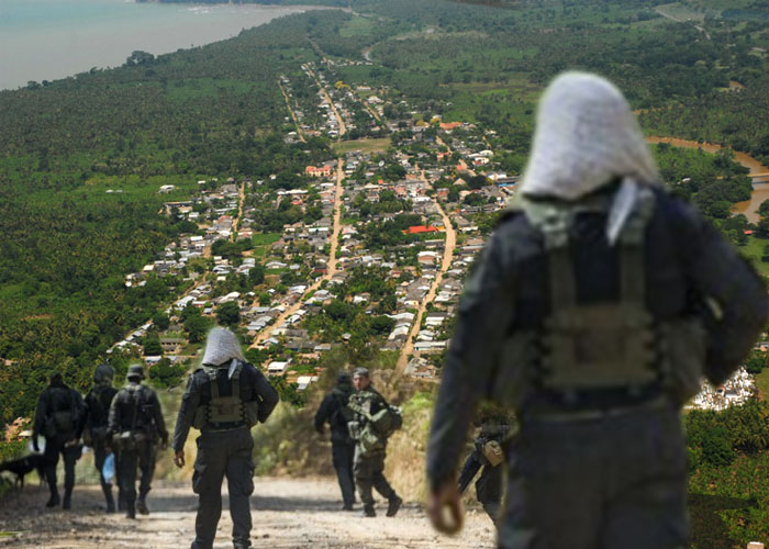 Uniformes de la policía serían para grupos armados