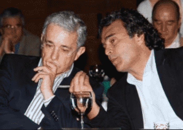 Hasta Álvaro Uribe Vélez le dice tibio a Sergio Fajardo - Las2orillas