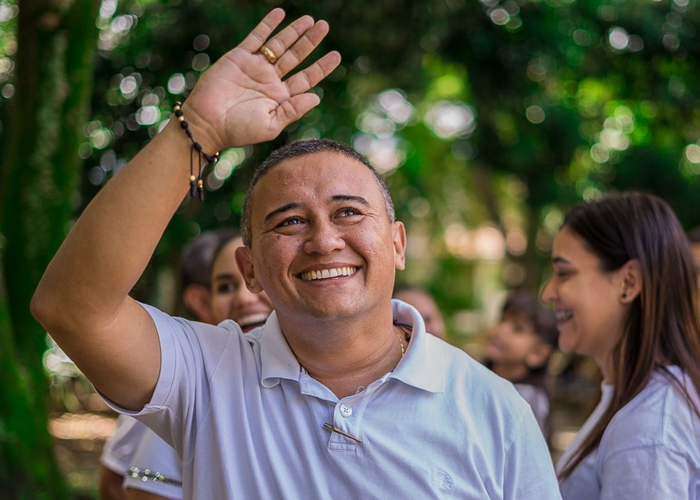 Harold Echeverri, la voz de las regiones