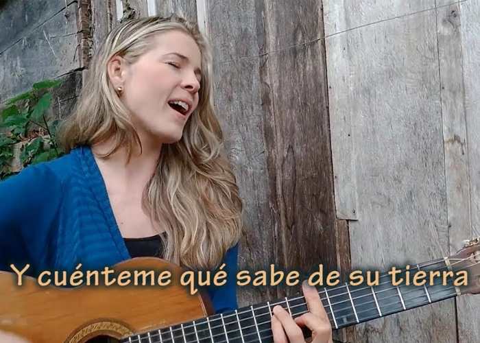 'Toitico bien empacao', el bambuco de la irlandesa Katie James que se viralizó en YouTube