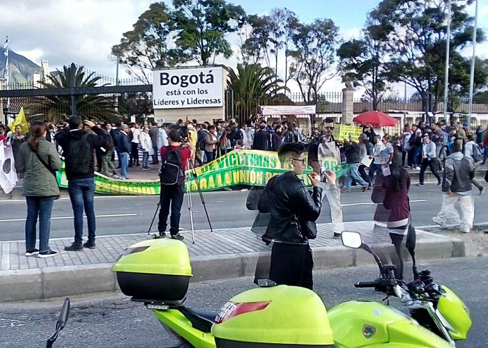 Mal parqueados: crónica de una marcha a la que no fui