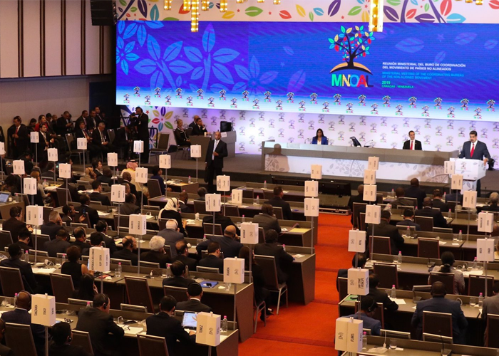 Los no alineados en Caracas