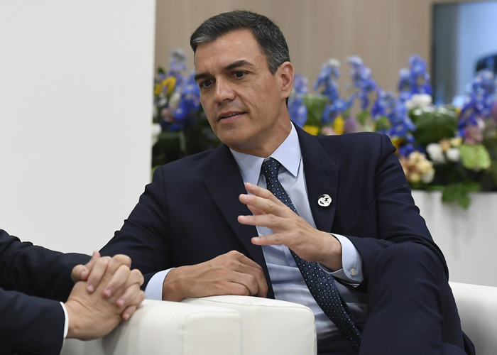 Contra los molinos de viento lucha Pedro Sánchez