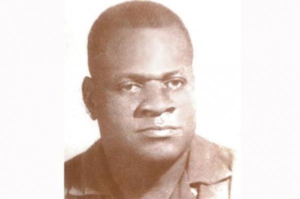  - Un tintero por Petronio Álvarez