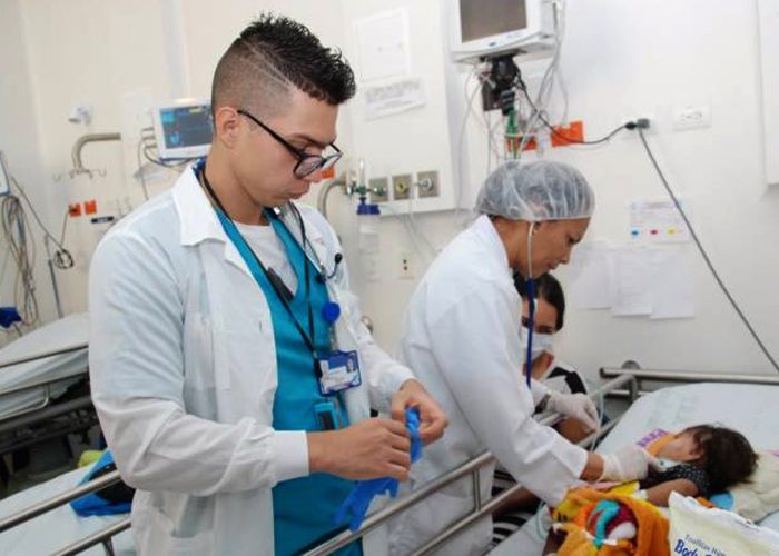  - Médicos residentes del Valle, primeros en ser remunerados - Página 10