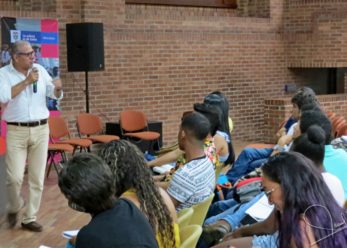 La cultura es mucho más que farándula