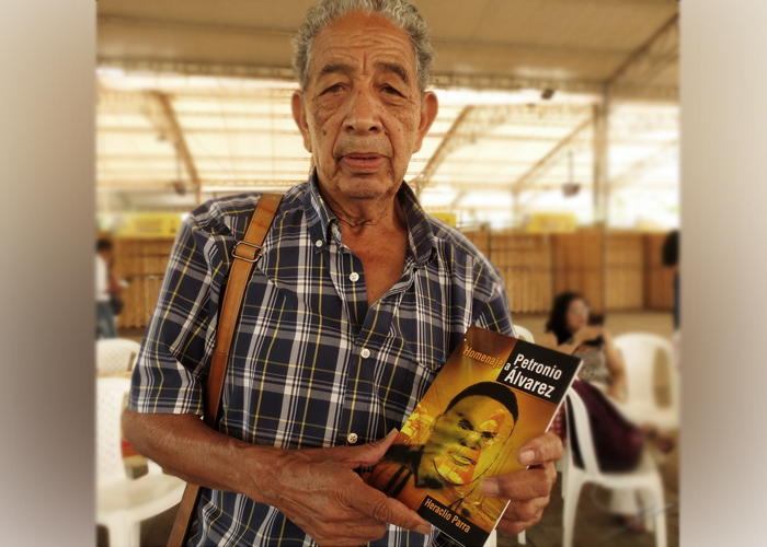 Un tintero por Petronio Álvarez