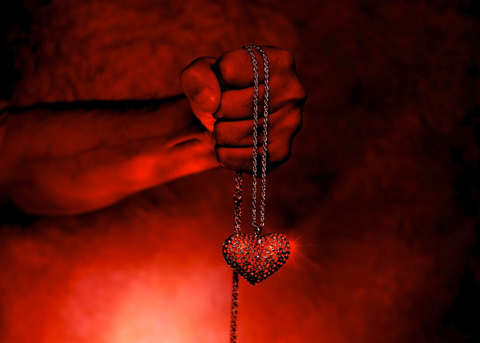 Del realismo mágico a la realidad mágica