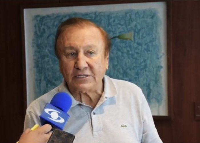 Vuelve y juega la doble moral de los medios con Rodolfo Hernández