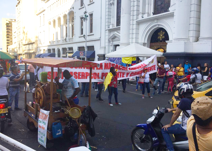 Sin solución avanza la ocupación a la Catedral San Pedro de Cali