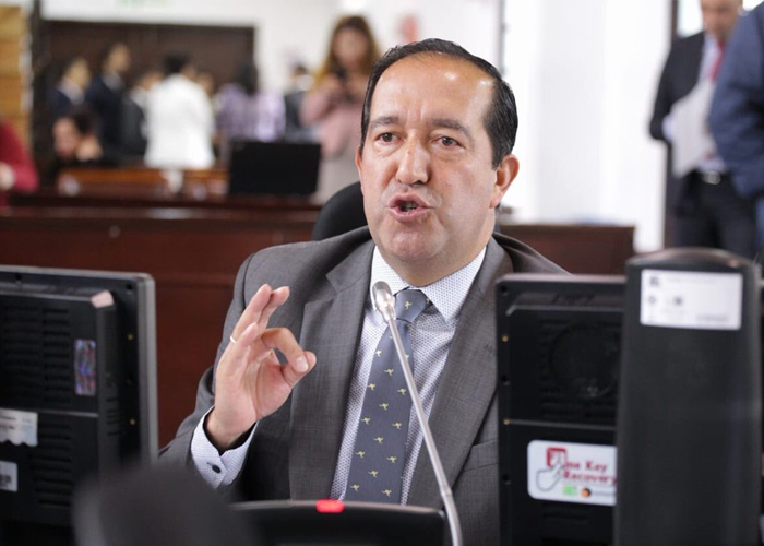 Emel Rojas vuelve a liderar la más reciente evaluación de Concejo Cómo Vamos