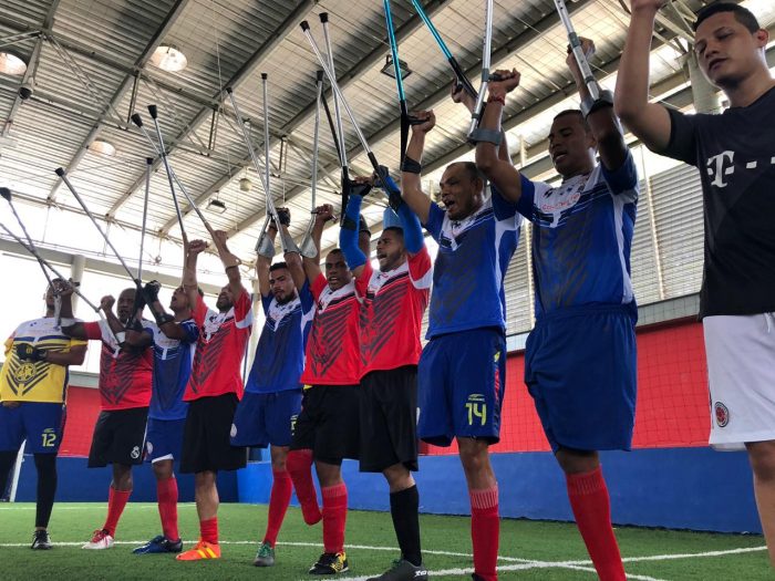  - Los superHEROES de SuperGIROS.