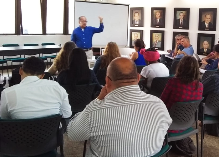 En Cali urge la desmovilización armada y emocional