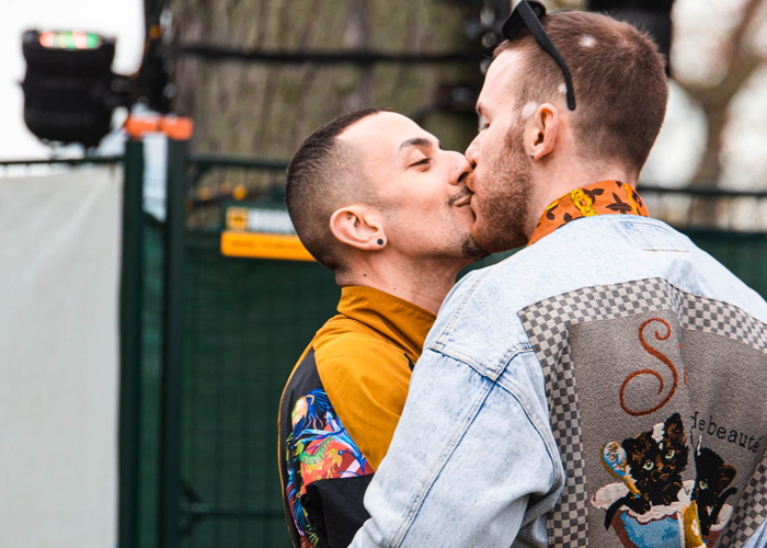 El absurdo de afirmar que la homosexualidad es producto de la influencia