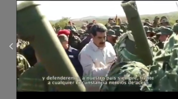 Pelando el cobre. Los dos inmaduros