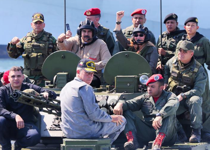 ¿Y Maduro cuándo bombardeará Colombia?