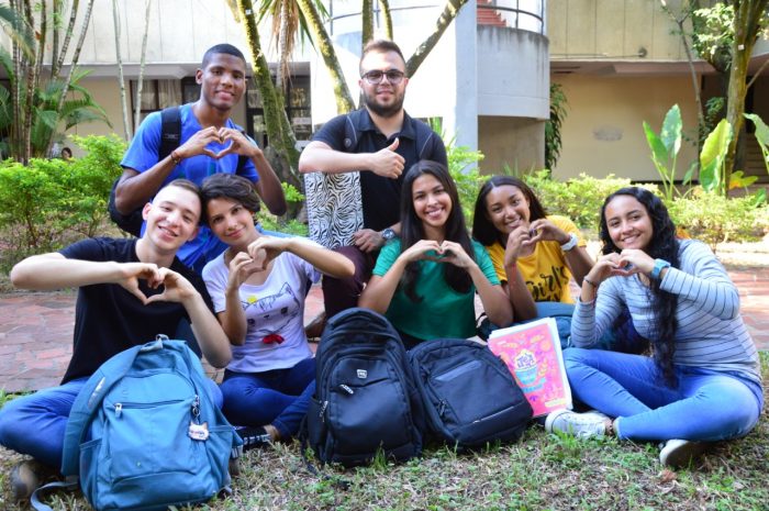 'Los más porras' da frutos: estudiantes del programa ocupan primeros lugares en sus carreras - -- Las2orillas - 'Los más porras' da frutos: estudiantes del programa ocupan primeros lugares en sus carreras