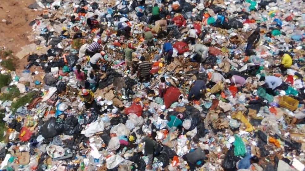 Video: Las escalofriantes imágenes de los niños del Vichada comiendo basura