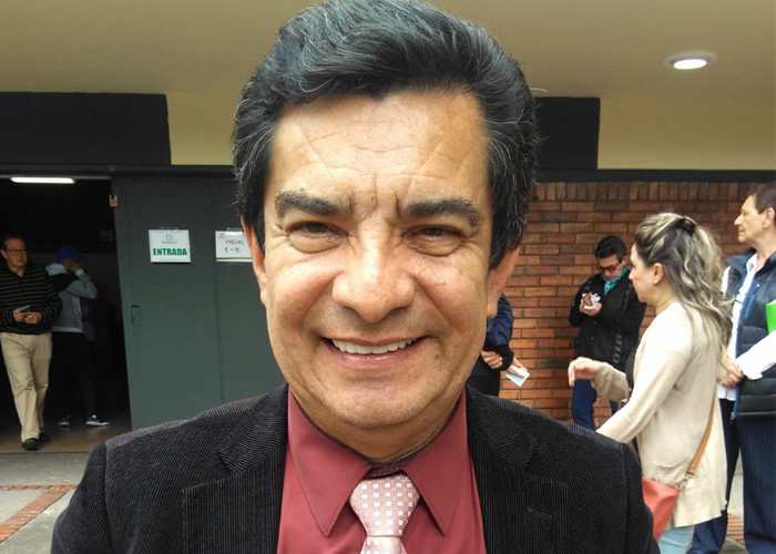 ¡Fuera, concejal de la familia!